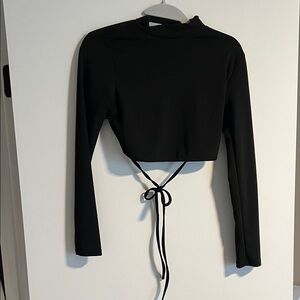 Elegant Black Long Sleeve Crop Top